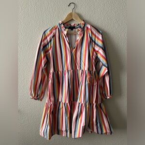 Fun little summer dress with a petticoat and a zipper running up the side.